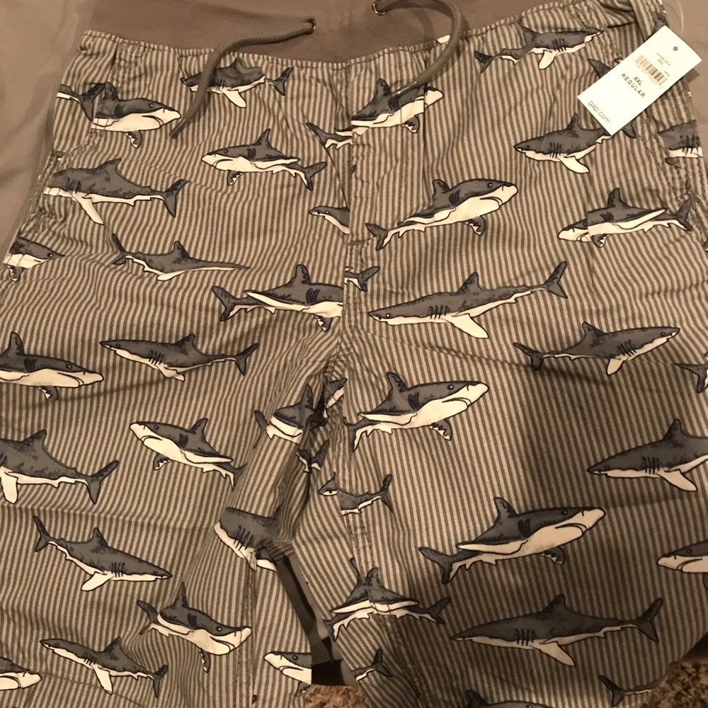 New with tags boys shorts !